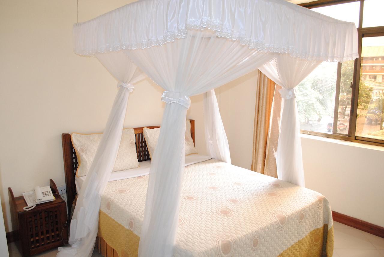Briston Hotel Arusha Zimmer foto